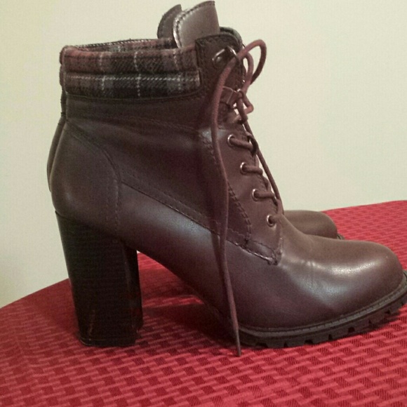 Dolce by mojomoxy Heeled Boots - Picture 2 of 2